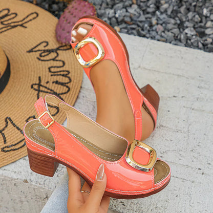Valentino | Sandalias de Tacón Medio con Aplique Dorado