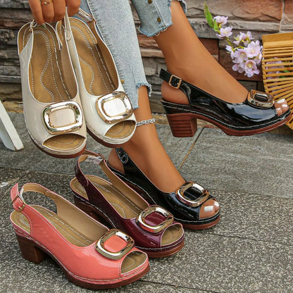 Valentino | Sandalias de Tacón Medio con Aplique Dorado