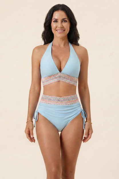 Bikini de tiro alto con top halter y detalle elástico